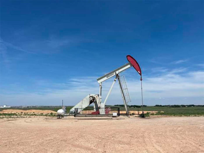 Eiger field operations with pumpjack